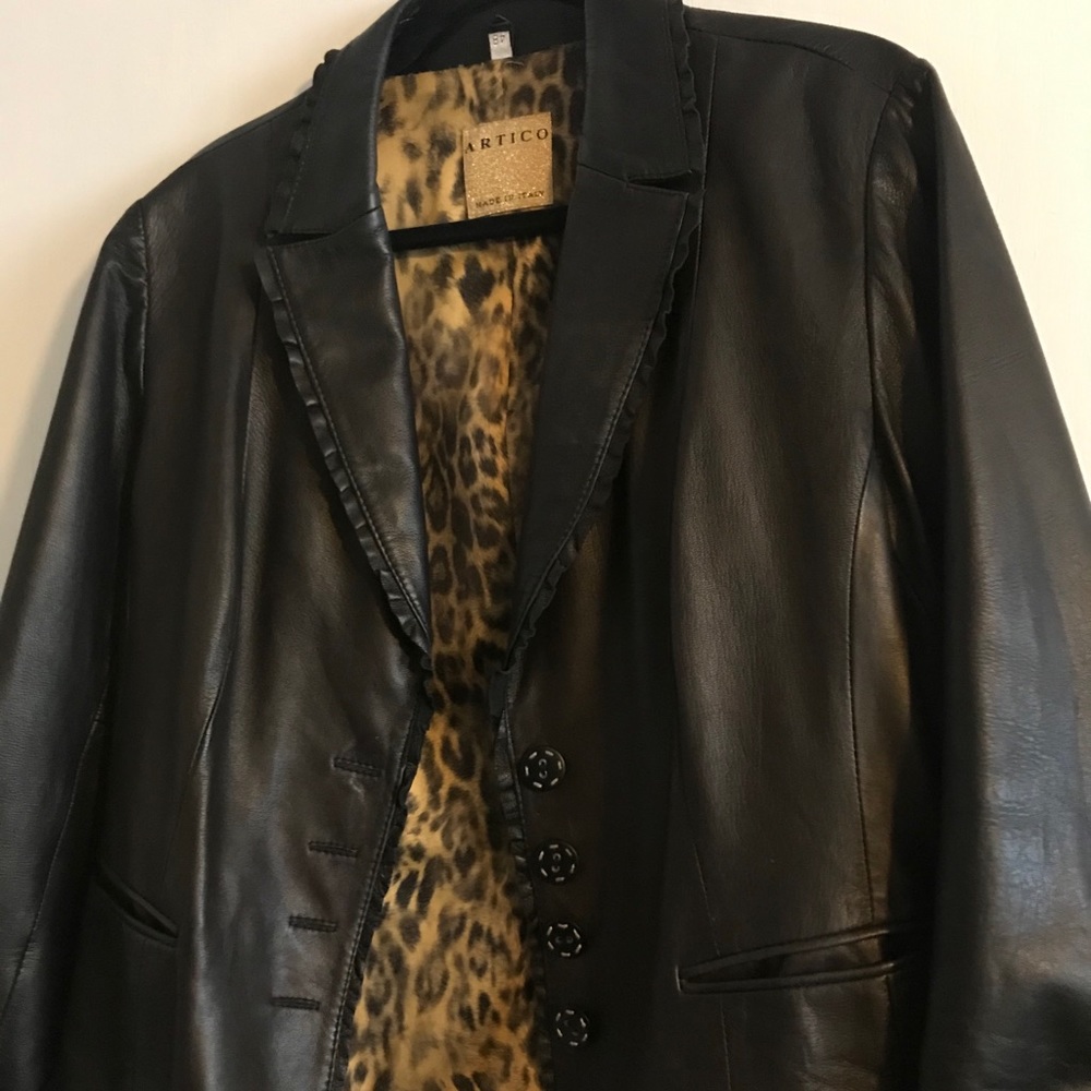 Artico Women’s Black ruffled leather jacket
